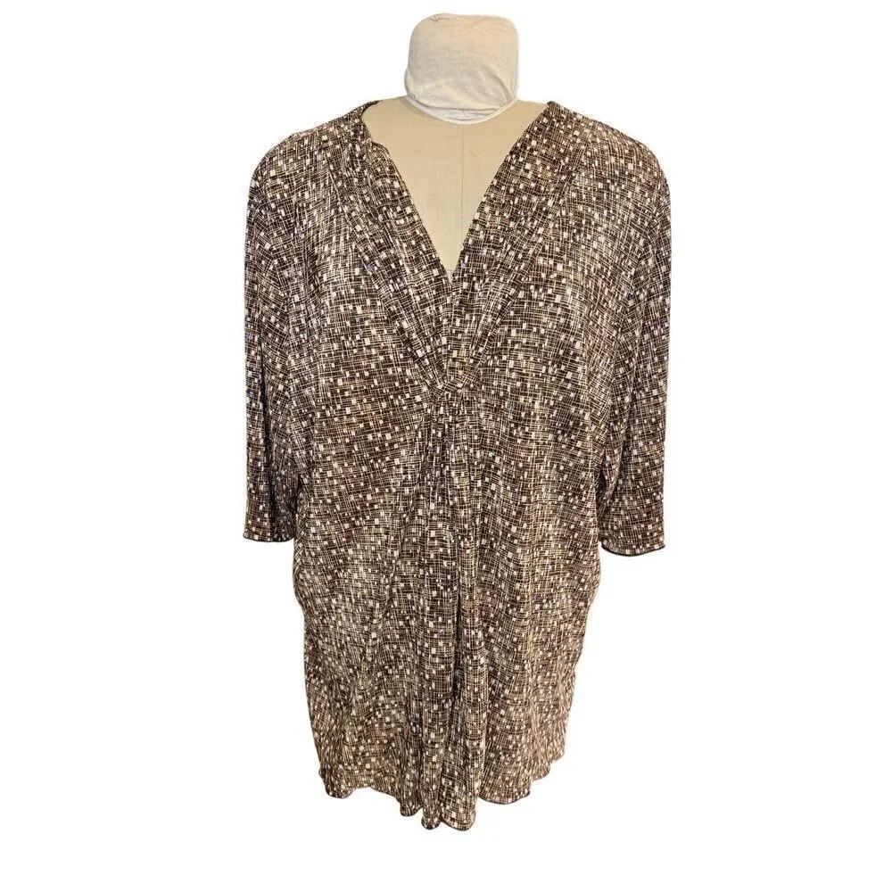 Maggie Barnes Plus Sz. 3X Top Geometric Print Top Sequins Gathered V-Neck - Picture 1 of 12
